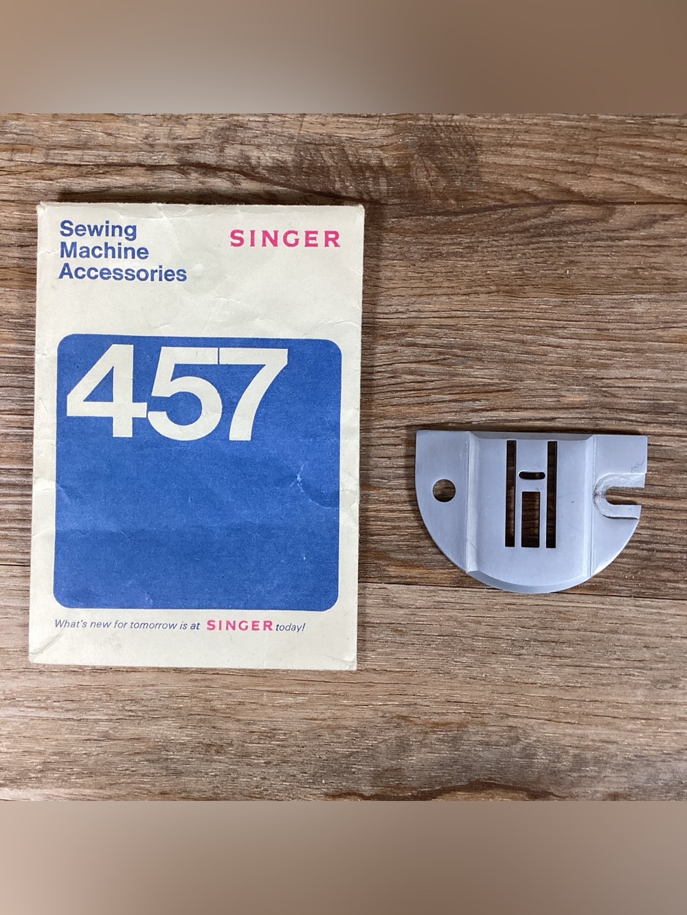 Singer 457 Stylist Replacement Needle Plate Good Condition